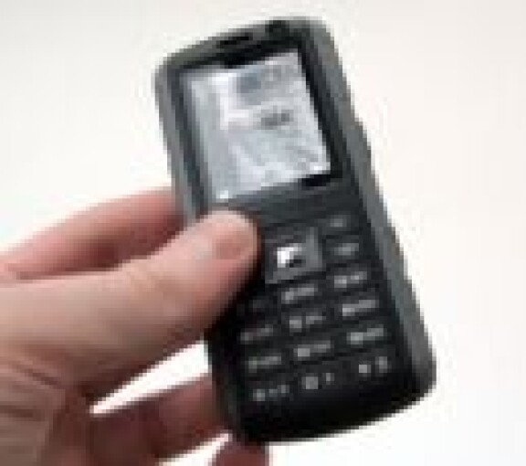 Första intrycket av Samsung B2700: Telefon för vandringslystna