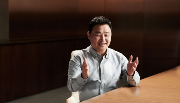 Samsung-chefen TM Roh om batterikravet, vikbara surfplattan och nästa Galaxy-innovation