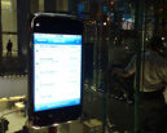 Iphone kostar 13 500 kronor med abonnemang