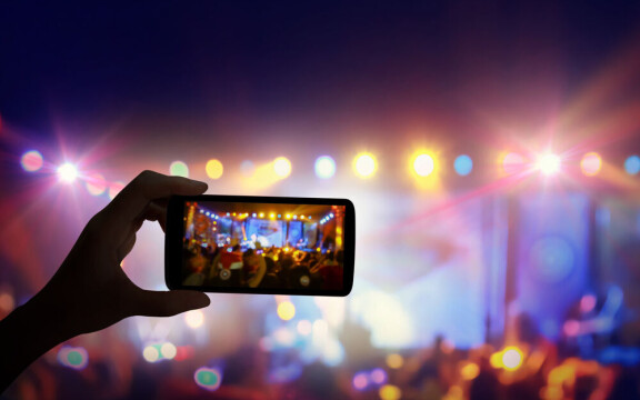 Tips: Så kan du sänka priset på ditt mobilabonnemang