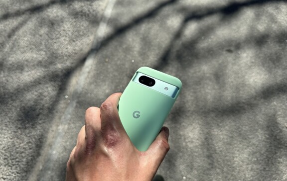 TEST: Liten mobil – 15 bästa telefonerna i kompakt format