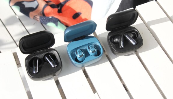 Test: JBL Live Beam 3, Live Buds 3, Live Flex 3 – Med smart etui och valfritt format