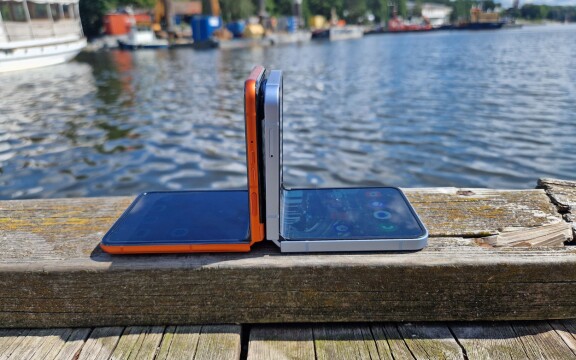 Duell i vikbart: Samsung Galaxy Z Flip 6 mot Motorola Razr 50