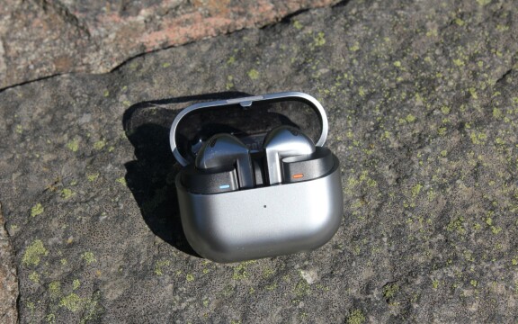 Test: Samsung Galaxy Buds 3 – Ovanligt bra öppna lurar
