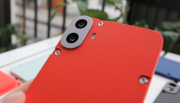 Test: Nothing CMF Phone 1 – Billig, bra och rolig