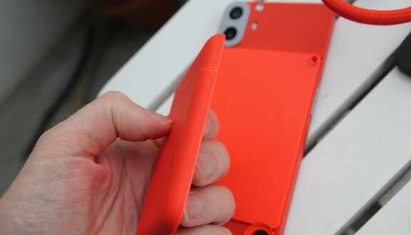 Test: Nothing CMF Phone 1 – Billig, bra och rolig