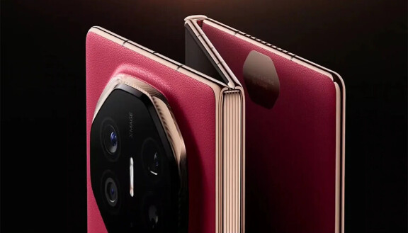 Dubbelvikta Huawei Mate XT har presenterats på riktigt