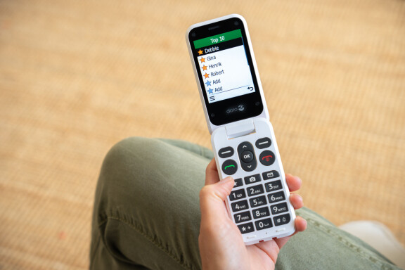 Tre knapptelefoner lanserade – alla under 2000 kronor
