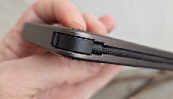 Test: Mophie Powerstation Plus Mini – Snabb powerbank med inbyggd sladd