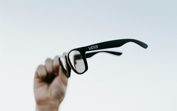 Nya spår efter Samsungs smarta glasögon