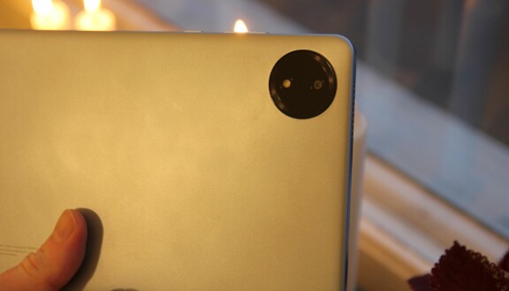 Review: Xiaomi Redmi Pad SE 8.7 - Cheap, Slow, and Compact Tablet
