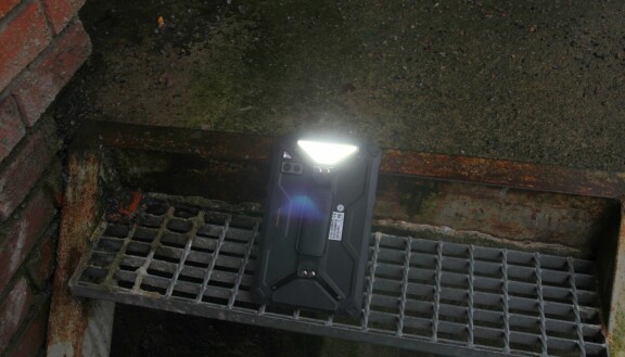 Test: Ulefone Armor Pad 4 Ultra – Stryktålig surfplatta med extrafunktioner