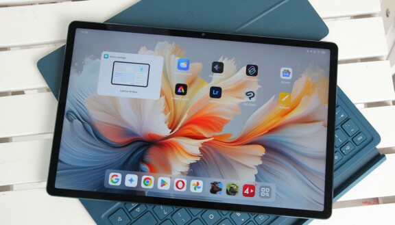 Test: Lenovo Yoga Tab Plus – Prisvärt surfplattepaket med tangentbord och prestanda