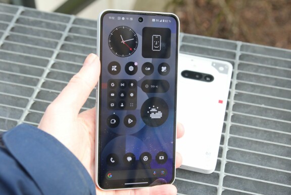 Test: Nothing Phone 3a och 3a Pro – Prisvärda och karismatiska