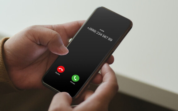 Telia låter bedragare betala - “det är payback time”