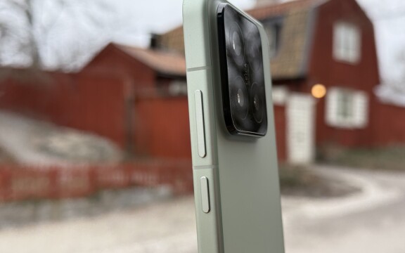 Test: Xiaomi 15 – Flaggskepp med det lilla extra