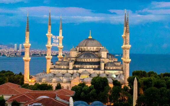 Fler följer efter EU:s skärpta regler mot teknikjättarna