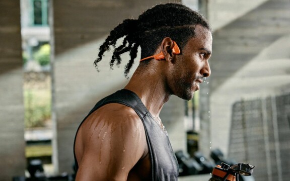 Test: Shokz Openrun Pro 2 – Bekvämare hörlurar med benledning