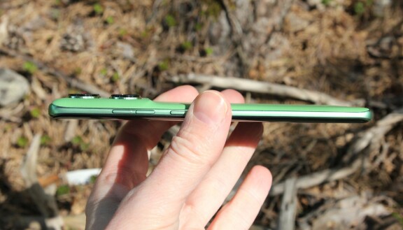 Test: Motorola Edge 60 – Elegant mellanprismobil med bra kameror