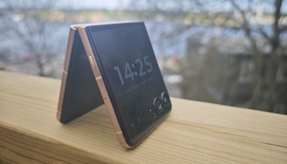 Test: Motorola Razr 60 Ultra – Mångsidig vikbar med stil