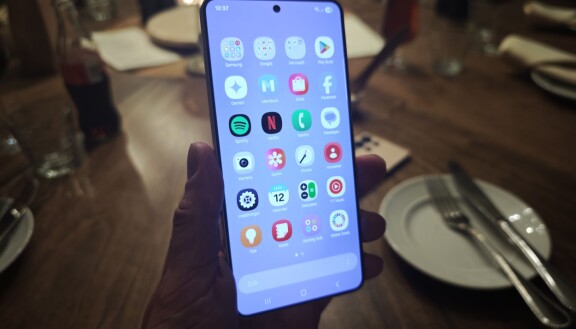 Galaxy S25 Edge lanserad: Första intrycket av Samsungs tunnaste