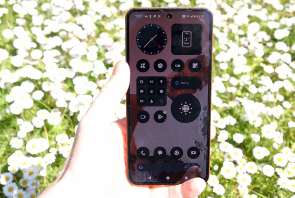 Test: Nothing CMF Phone 2 Pro – Den bästa mobilen du kan få för 3000 kronor