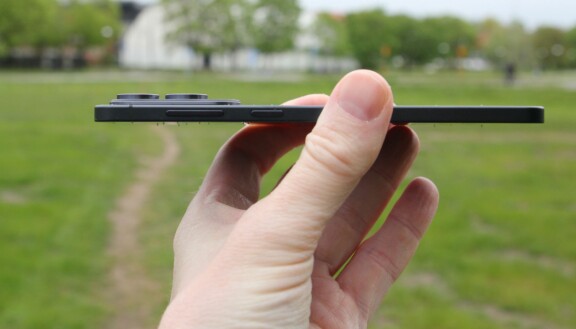 Test: Samsung Galaxy S25 Edge – Tunn med färre kompromisser än väntat