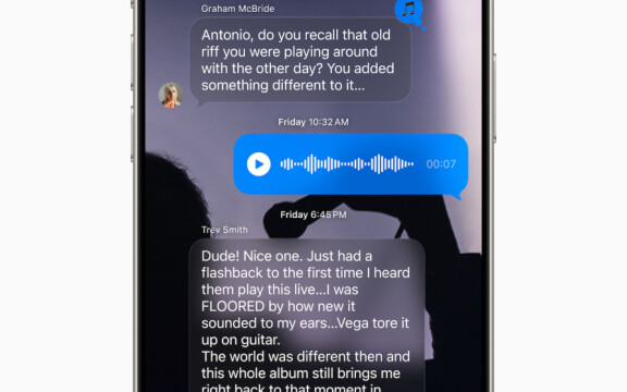 Nya IOS med glasdesign får kritik