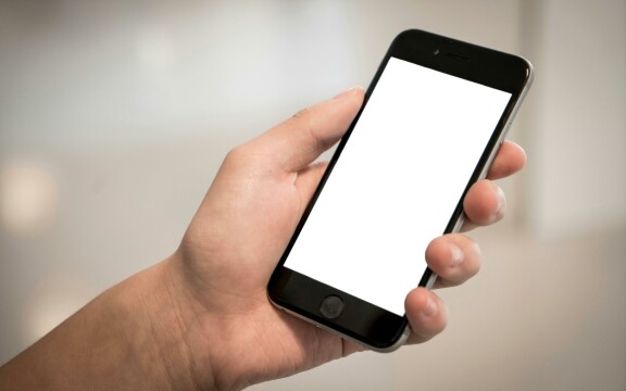 Fryser din telefon? Här är vad du kan göra för att förhindra det