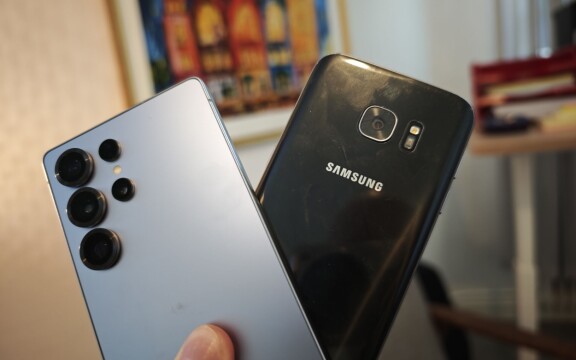 Samsung Galaxy S25 Ultra mot Galaxy S7: Så mycket har hänt med kamerorna