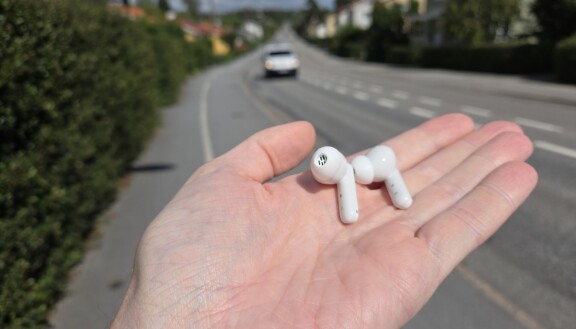 Test: CMF Buds 2 Plus by Nothing – Väldigt mycket headset för under tusenlappen