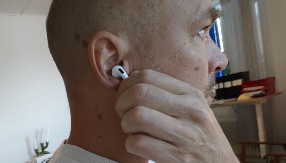 Mute i videomötet - slå av eller på ljud direkt i Airpods