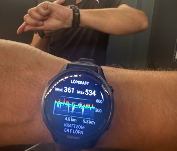 Test: Garmin Forerunner 970 – Fullproppad med proffskoll
