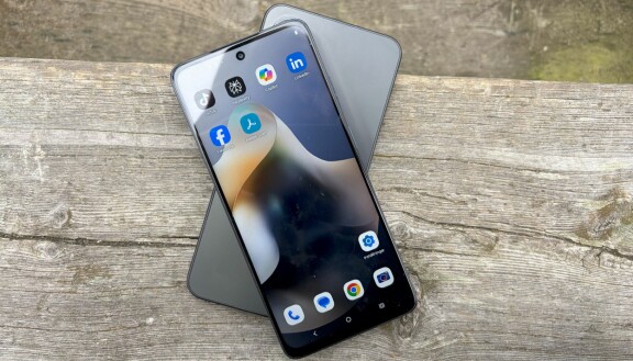 Duell: Samsung Galaxy A17 mot Motorola Moto G56