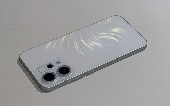 Test: Oppo Reno 14 – Första testet
