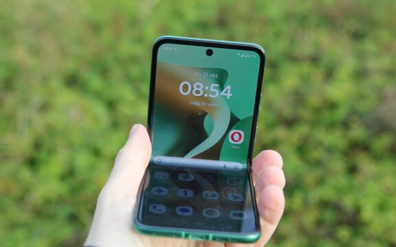Test: Motorola Razr 60 – Den enda prisvärda vikbara mobilen