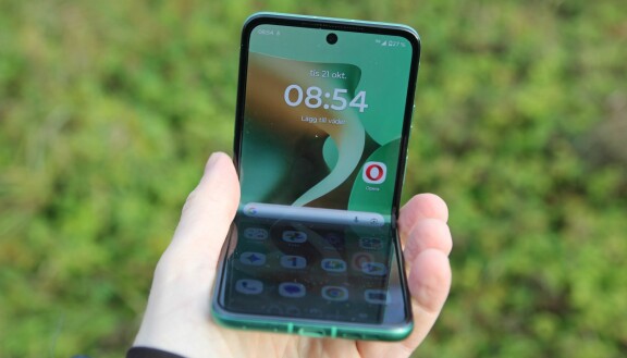 Test: Motorola Razr 60 – Den enda prisvärda vikbara mobilen