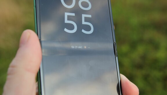 Test: Motorola Razr 60 – Den enda prisvärda vikbara mobilen