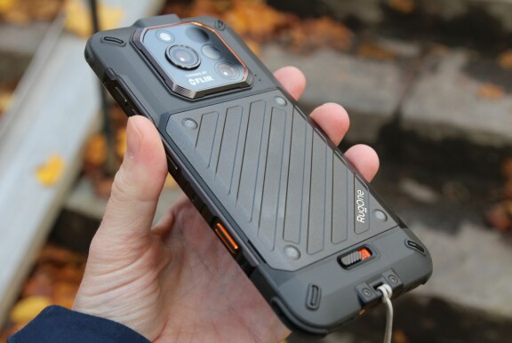 Test: Rugone Xever 7 Pro – Den tåliga mobilen som aldrig får slut på batteri
