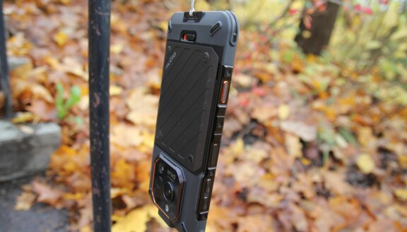 Test: Rugone Xever 7 Pro – Den tåliga mobilen som aldrig får slut på batteri