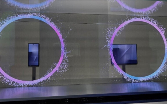 Första bilderna på Samsung Galaxy Z Trifold