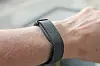 Google öppnar Fitbit Air för egna armband