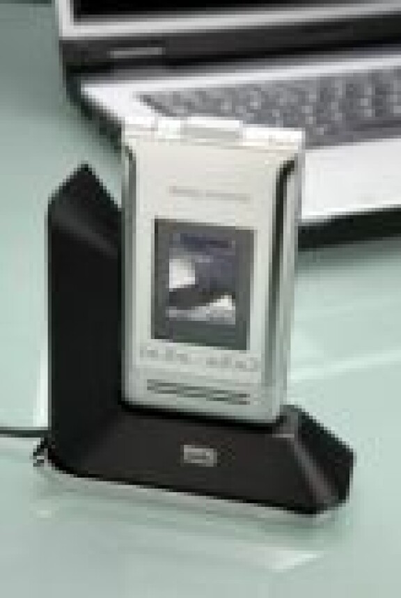 Benq-Siemens EF81 - 3G-tunnis med 2-megapixel