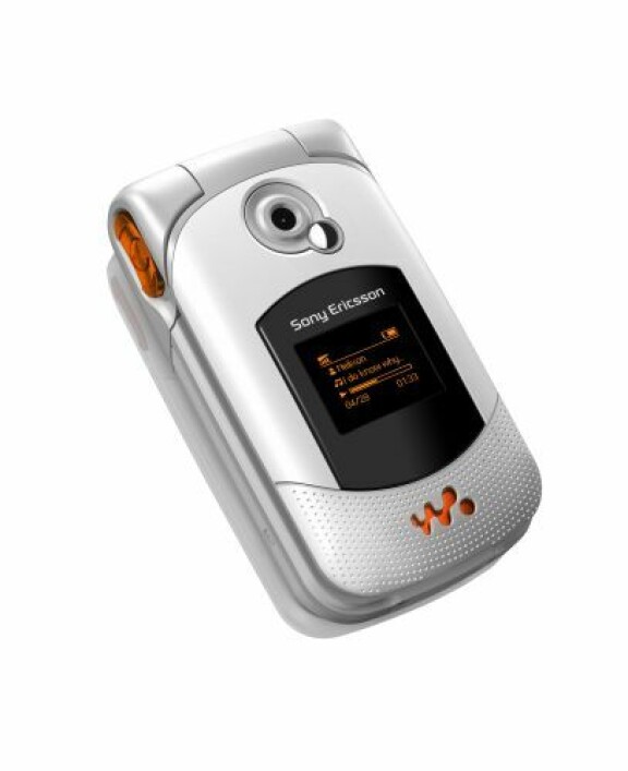 Pictures of the new Sony Ericsson phones