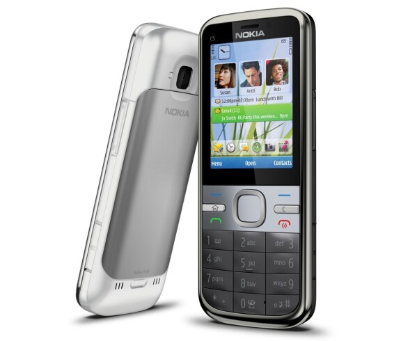 Nokia C5 - med facebook och gps