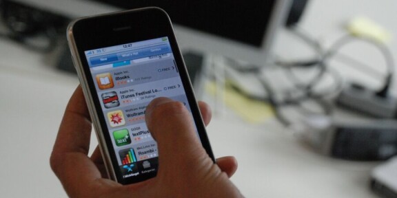 Stulna App Store-konton drar in pengar