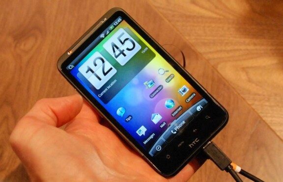 Jätteskärm i nya HTC Desire HD