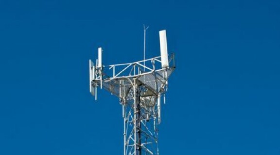Tre satsar på 4G