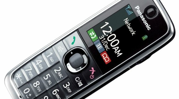 Panasonic tillbaka med seniormobil