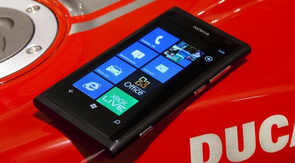 Nokia Lumia 800